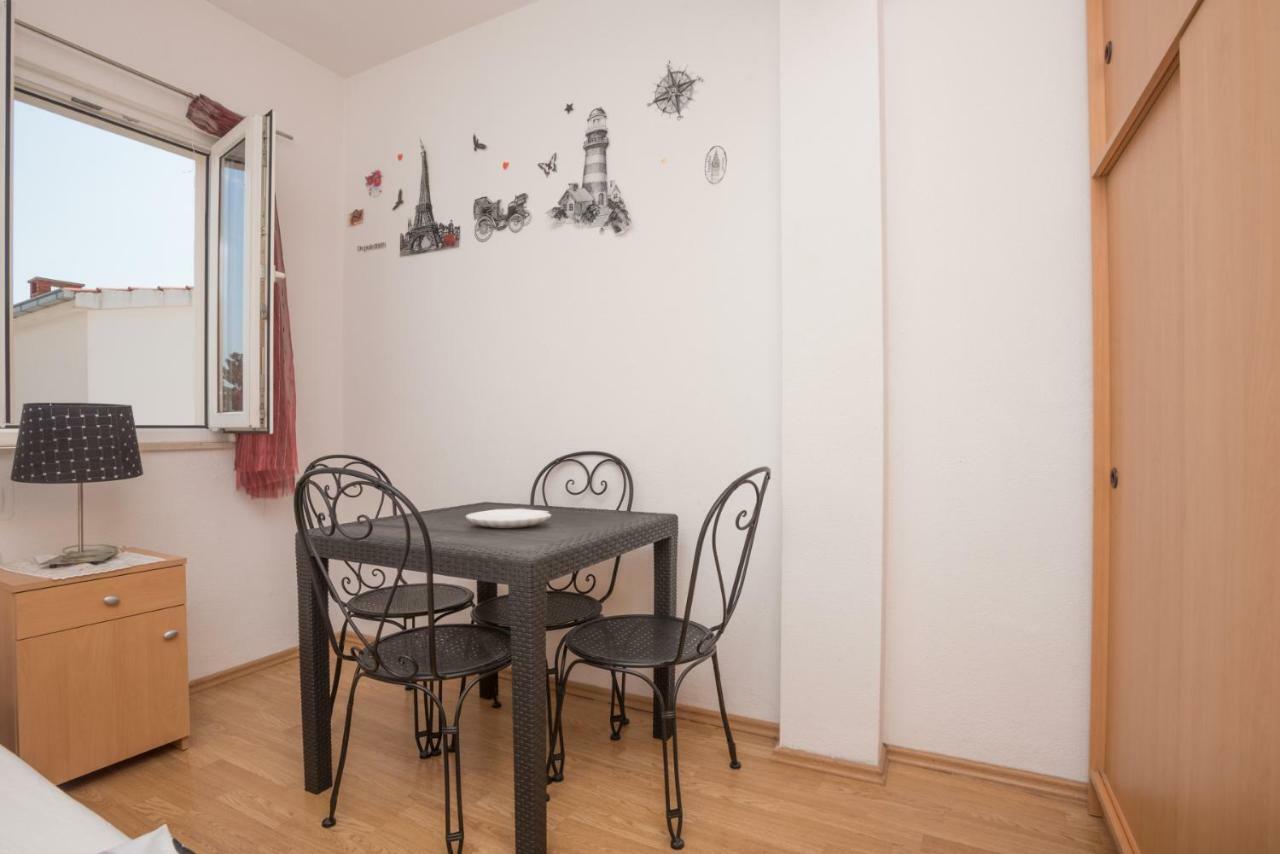 Apartmani Franko Baška Voda Exterior foto